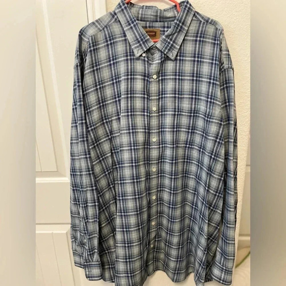 Foundry Men’s Big and Tall Blue, Gray, and White Plaid Button Down shirt - 4XLT - Picture 1 of 7